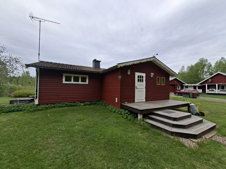 Verkauftes rotes Haus in Långbansände